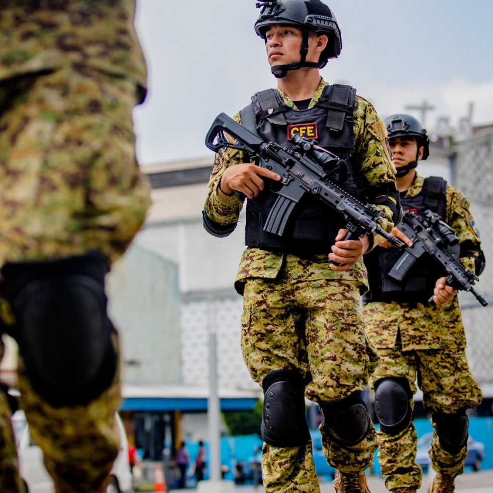 Patrullajes de militares salvadoreños