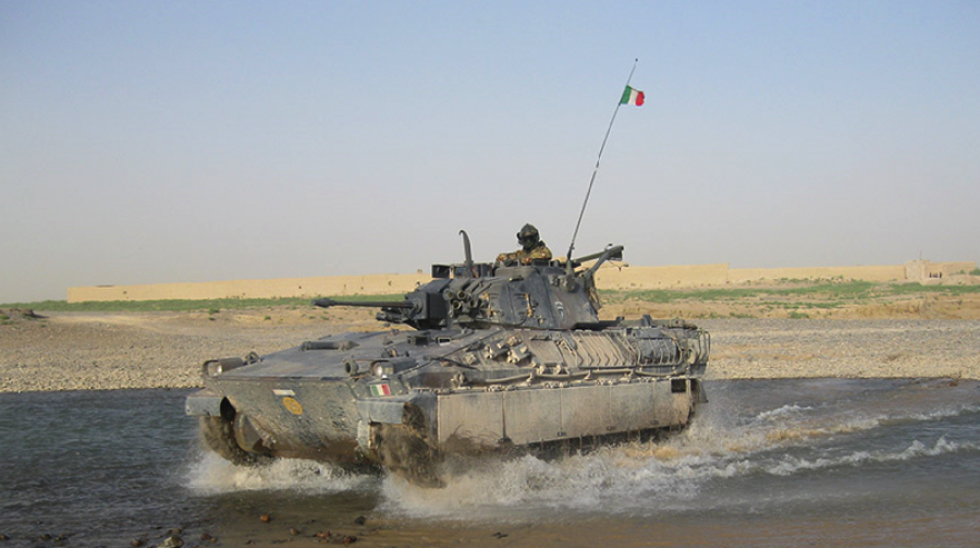 Vehículo de combaet de infantería italiano Dardo. Foto. Ejécito Italiano