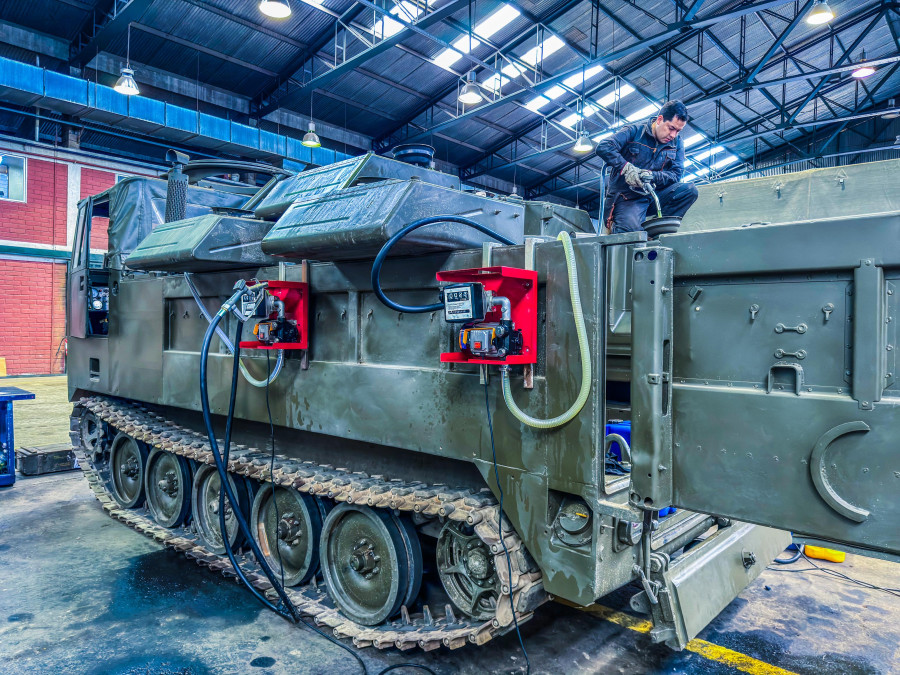 Carro M548 modificado en vehículo cisterna de combustible Firma Ejército de Chile