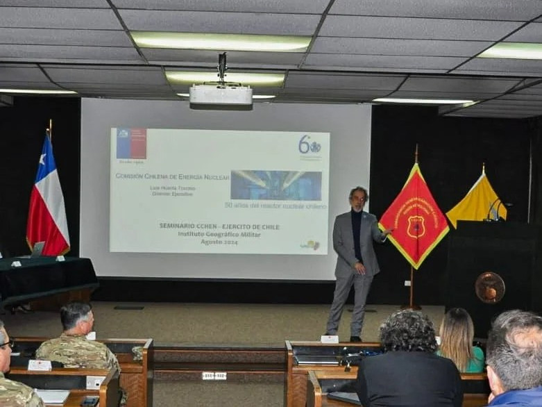 Presentaciu00f3n de representante de la Comisiu00f3n Chilena de Energu00eda Nuclear Firma CGGERM