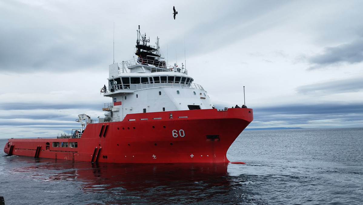 Zarpe del ATF 60 Lientur desde Punta Arenas - Foto de la Armada de Chile