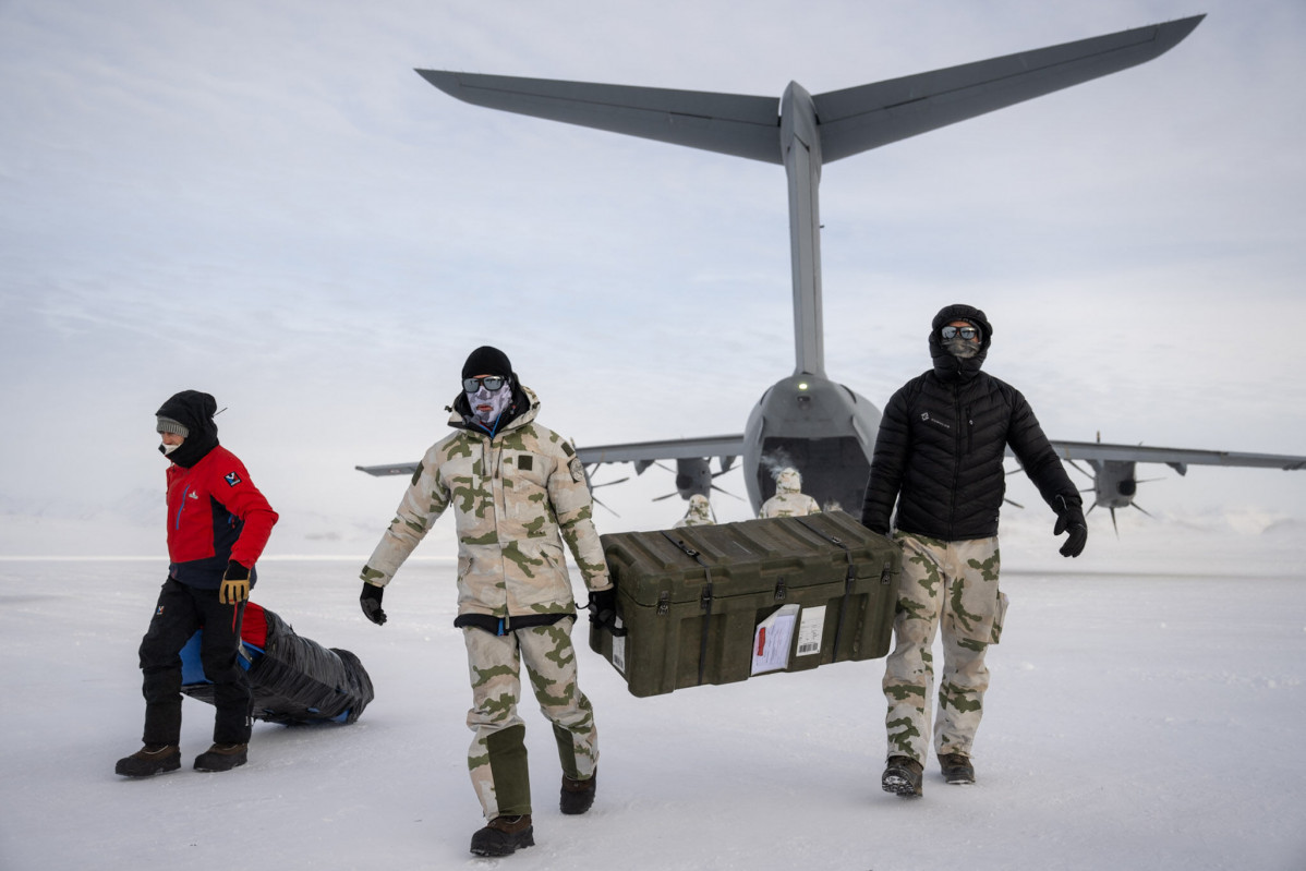 Aviu00f3n A400M francu00e9s en el u00c1rtico. Foto. Eju00e9rcito del Aire y del Espacio de Francia 01