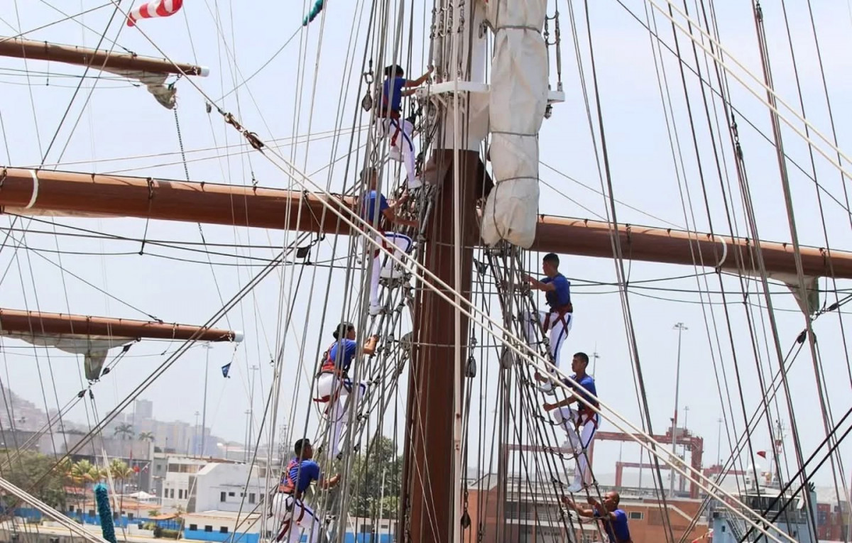 Venezuelau00ad Armada Simon Bolivar BE 11 AV 