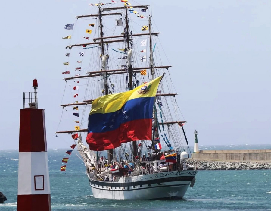 Venezuela­ Armada Simon Bolivar BE 11 AV
