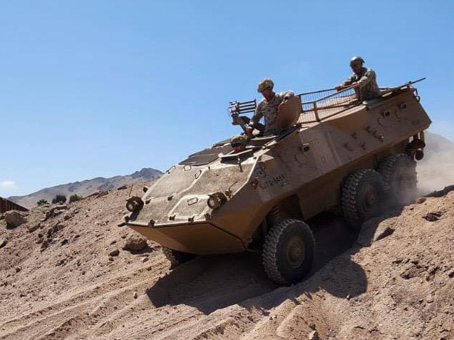 Curso de conducción de carro Mowag Piraña 6x6 en la 3ª Brigada Acorazada La Concepción Firma Ejército de Chile