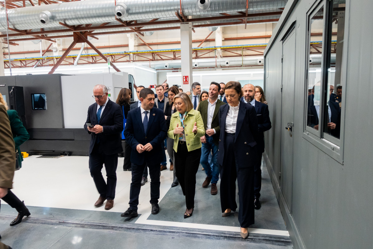 Autoridades en la inauguraciu00f3n del Cedaec
