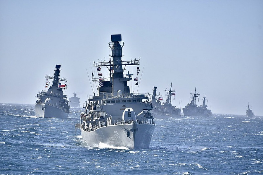 La institución cuenta con una fragata antisubmarina Type 22 y tres Type 23 que prestaron servicios en la Royal Navy Firma Armada de Chile