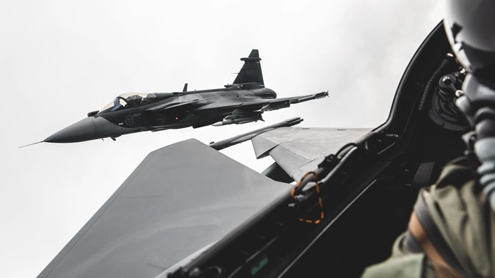 Gripen E Saab 700px