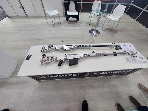 FusilAntimaterialPeruano Sitdef2025 2NuevasVariantes standAviatec abr2025 PeterWatson 600px
