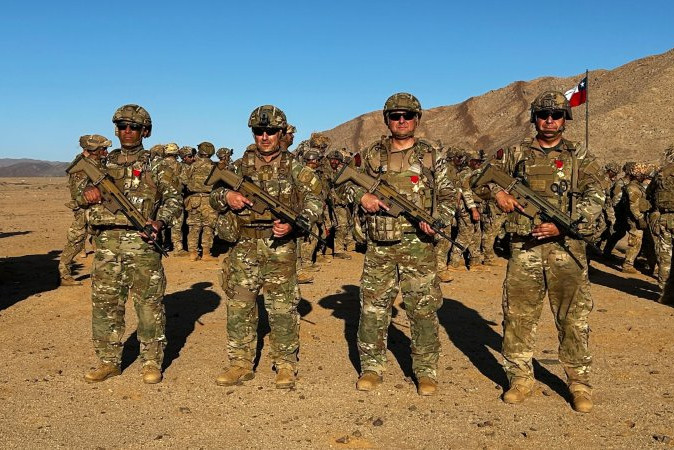 Infantes de Marina en la ceremonia de onmemoración del 146° aniversario del combate naval de Iquique y Punta Gruesa Firma Armada de Chile