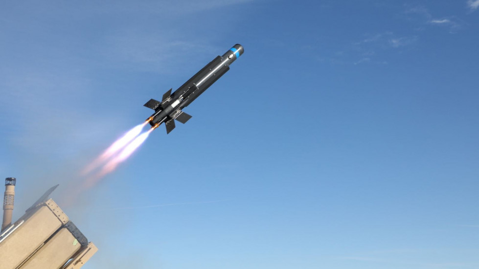 La estadounidense Raytheon abrirá una fábrica en Emiratos Árabes para producir el misil antidrón Coyote