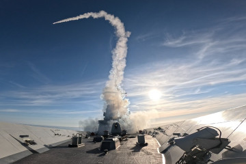 Lanzamiento misil ESSM desde la fragata F 110