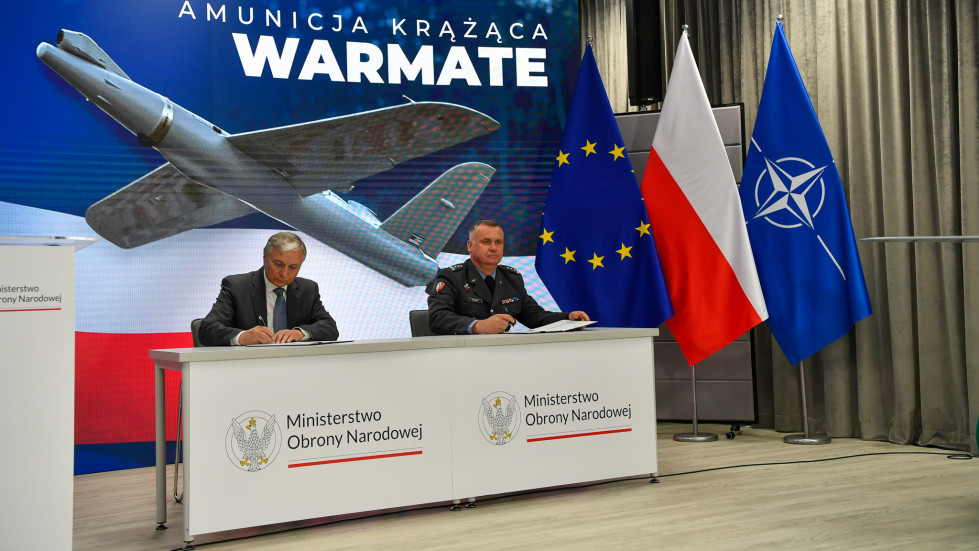El Gobierno de Polonia cierra con la empresa WB Electronics la compra de 10.000 drones merodeadores Warmate