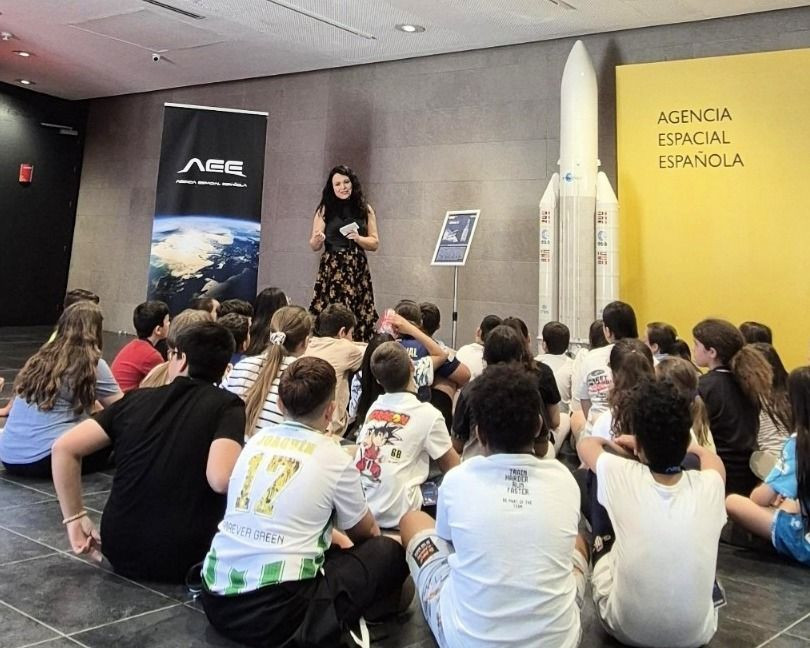 La Agencia Espacial Española abre sus puertas a los colegios de Sevilla