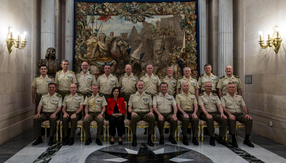 El Rey preside el Consejo Superior del Ejército de Tierra