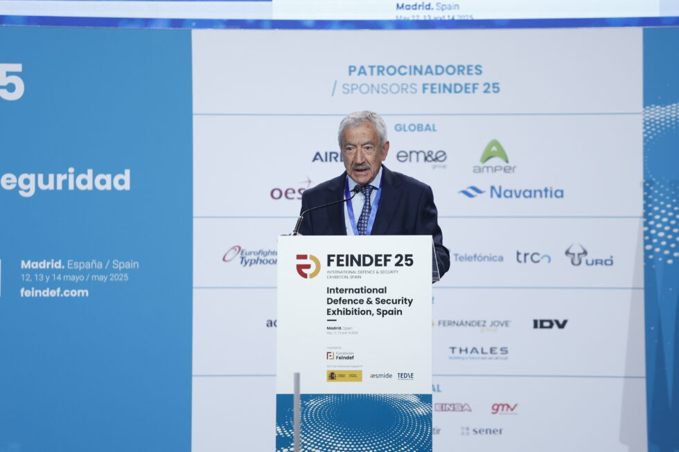 Presidente de Aesmide, en la presentación de Feindef