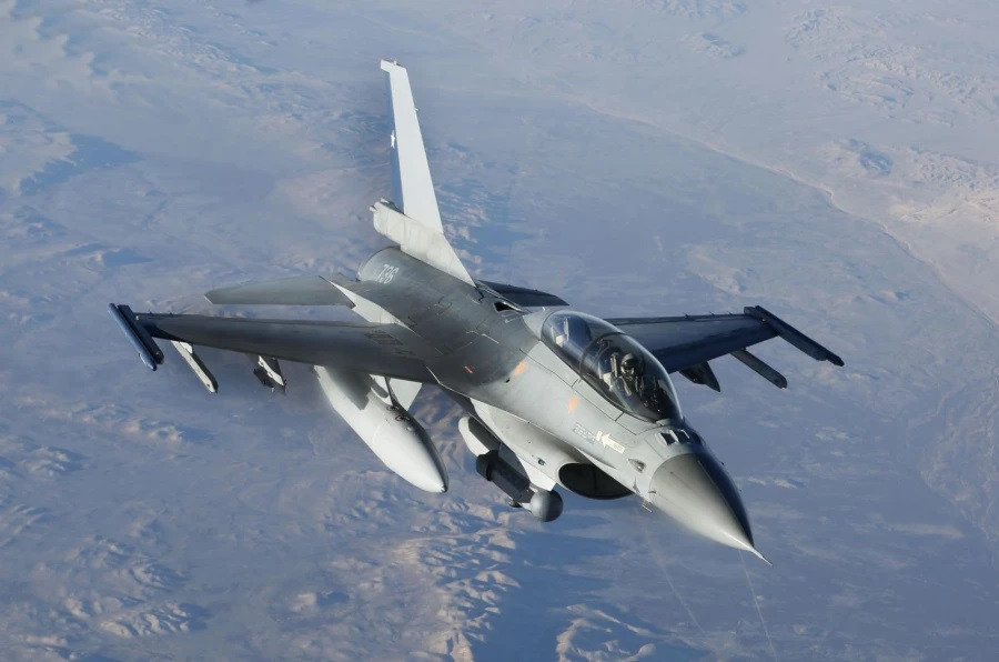 La Fuerza Aérea de Chile cuenta con varios tipos de sistemas de origen israelí en sus cazas F 16 Fighting Falcon Firma Ministerio de Defensa Nacional de Chile