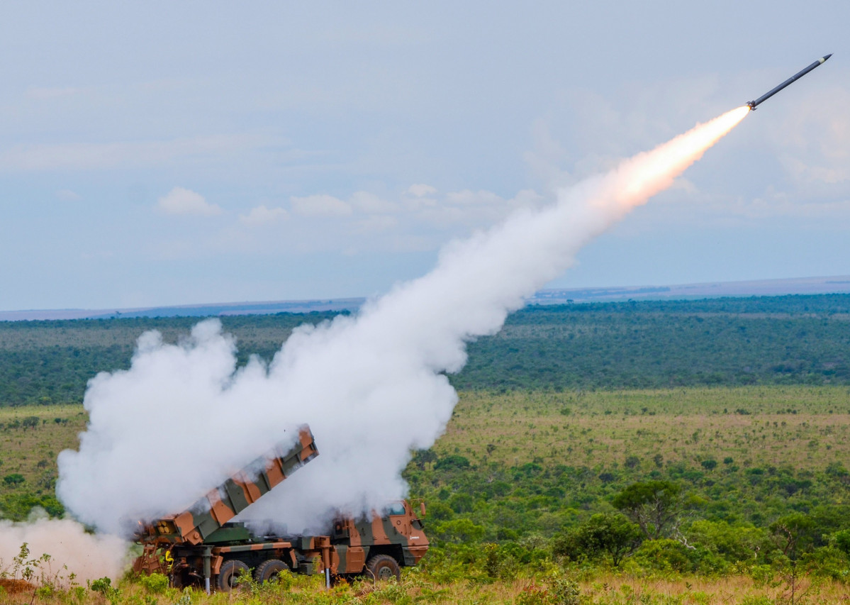 Sistema Astros de la brasileu00f1a Avibras