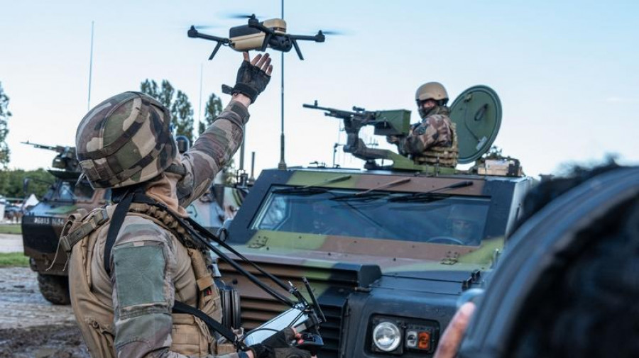 Uso de un dron por parte del Ejército francés. Foto. Ministerio de las Fuerzas Armadas de Francia