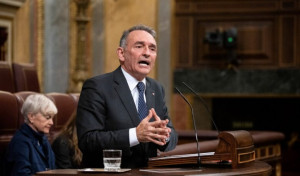 IU vuelve a amenazar a Sánchez ante una subida del gasto en Defensa: 