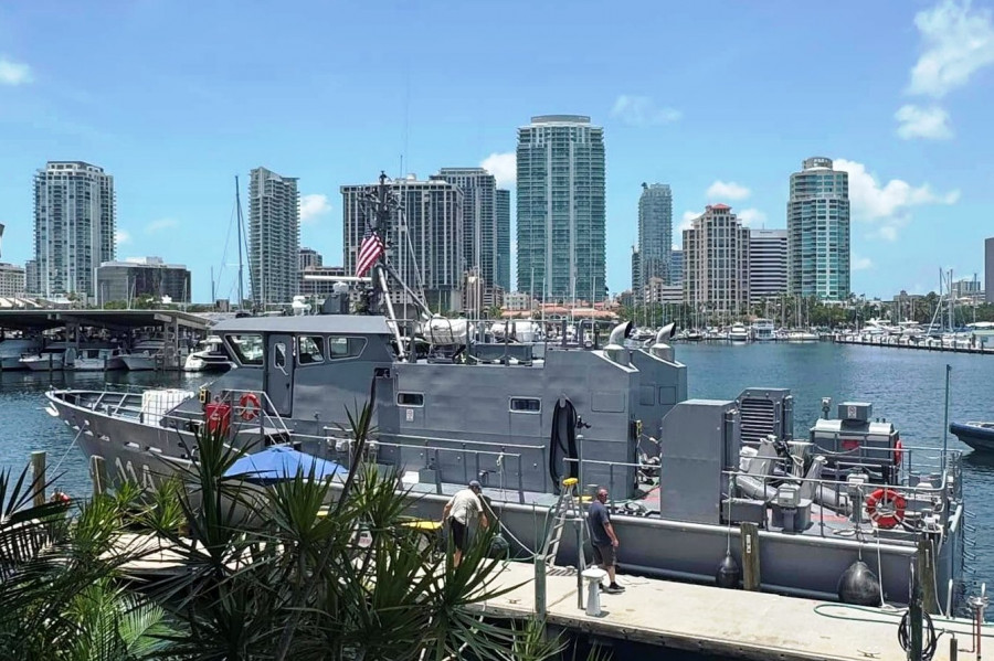 RDominicana Armada 85 Defiant 114 Metal Shark
