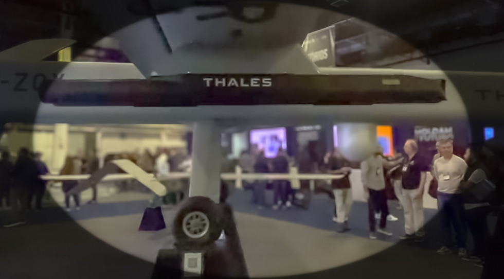 Stella Tecnologia y Thales presentan la nueva configuración del dron Atobá en Drone Show Robotics 2025