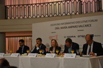 Desayuno informativo secretaria de Estado de Defensa
