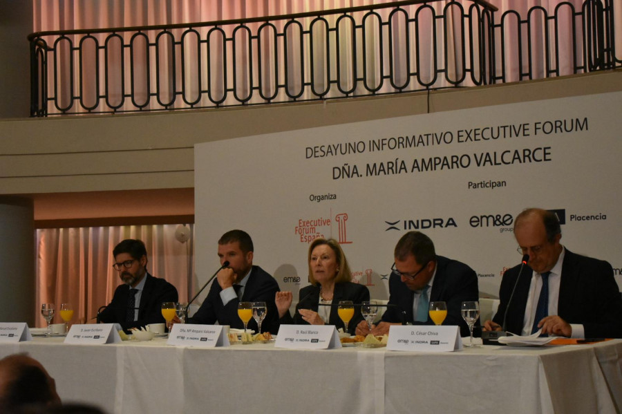 Desayuno informativo secretaria de Estado de Defensa