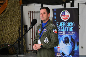 General de aviación Leonardo Romanini en el ejercicio Salitre 2022 Firma FACh
