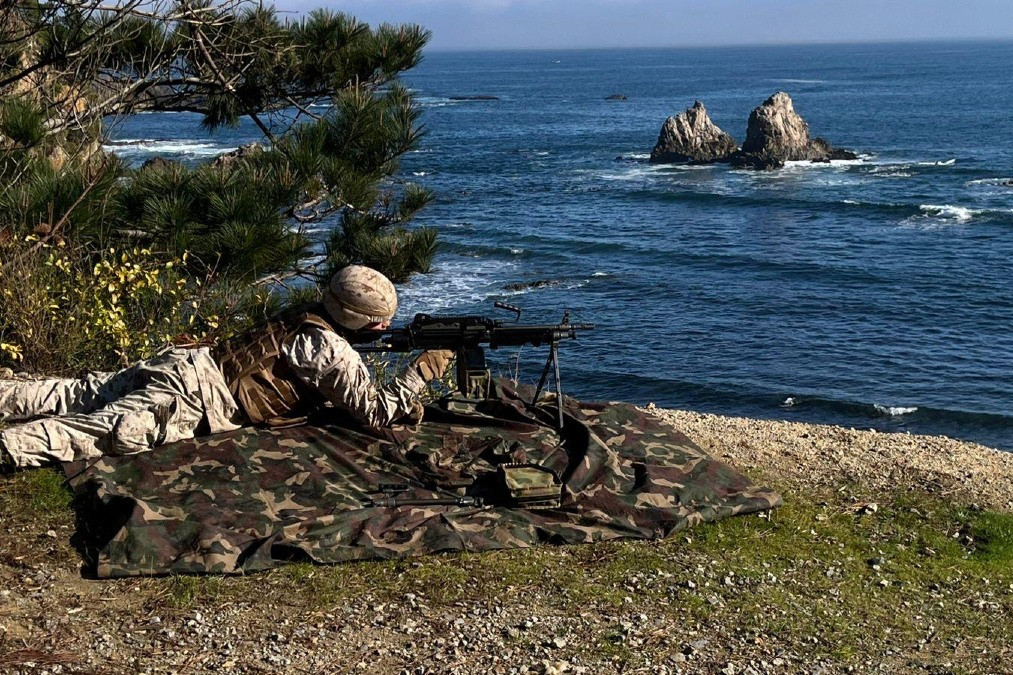 Sirviente de ametralladora FN Herstal Minimi en el CETO Teniente Olave en Tumbes Firma Eju00e9rcito de Chile