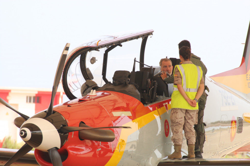 2025 06 14 15 Exhibicion aerea Aire25 AGA (gines soriano forte infodefensa18
