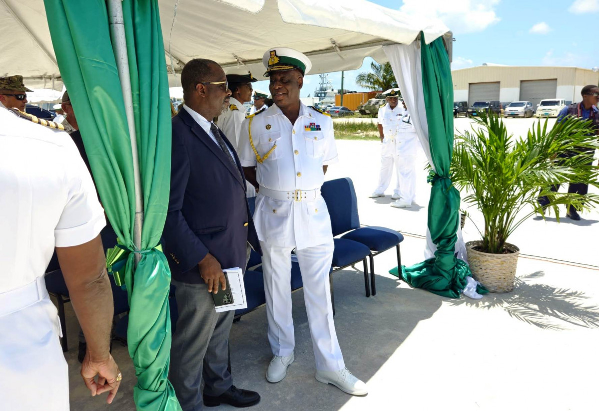 Bahamas FzaDefensa ServNacionalVeh no tripulados MinNationalSecurity 