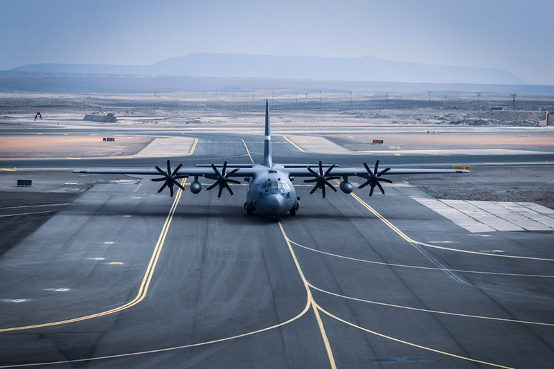 Avión de transporte Lockheed Martin C 130H Hercules del 152nd Airlift Wing en la base aérea Cerro Moreno de Antofagasta Firma FACh