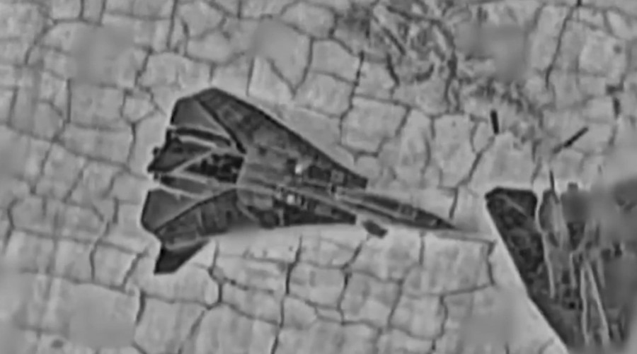 F 14 Tomcat bombardeado en un aeropuerto de Irán por la Fuerza Aérea israelí