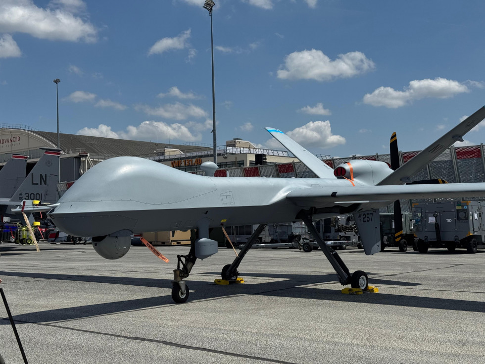 UAV Sirtap de Airbus en el París Air Show