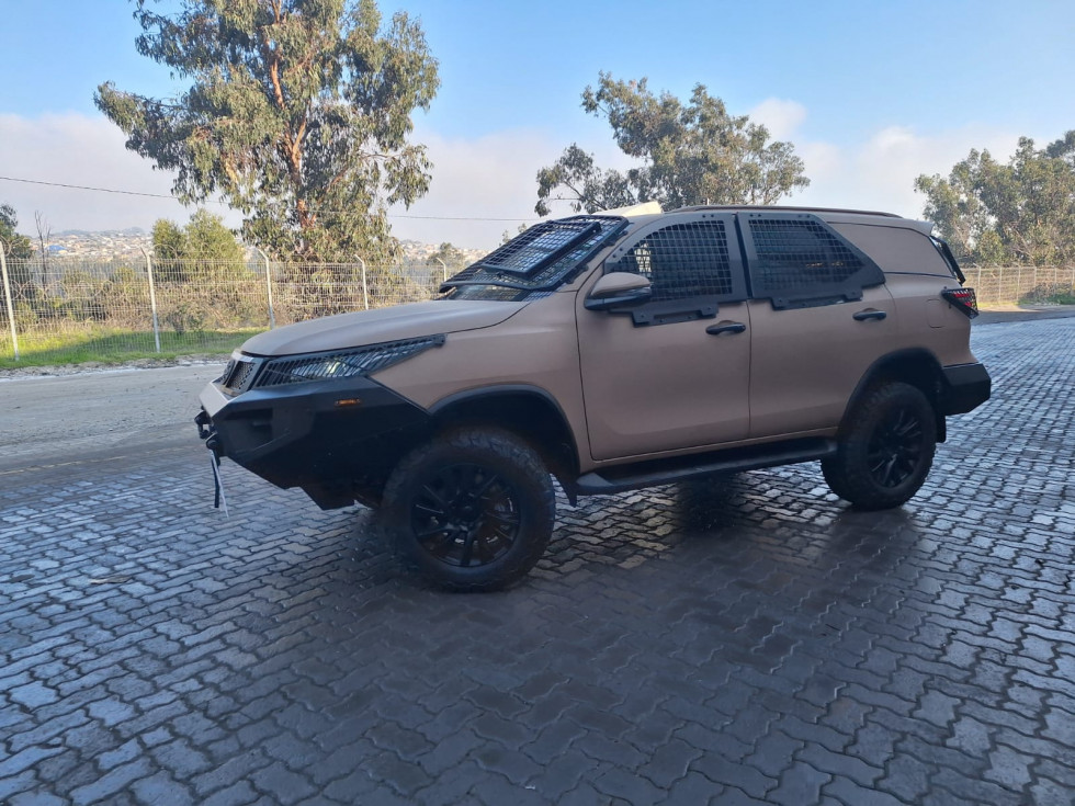 Entrega de SUV blindada 4x4 del Ejército de Chile