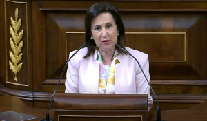 Robles confirma la llegada de aviones cisterna de Estados Unidos a las bases de Rota y Morón
