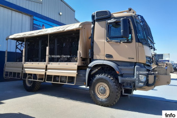 Mercedes Benz Arocs 1836A 4x4 presentado por Comercial Kaufmann en Fidae 2024 Firma Nicolás García