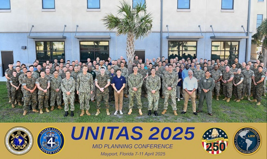 ConferenciaMediaPlaneamiento Unitas2025 abr2025 ComandoSurEEUU