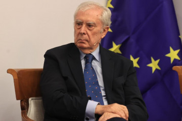 Javier Rupérez, el primer embajador español ante la OTAN, durante su intervención en el desayuno de Infodefensa