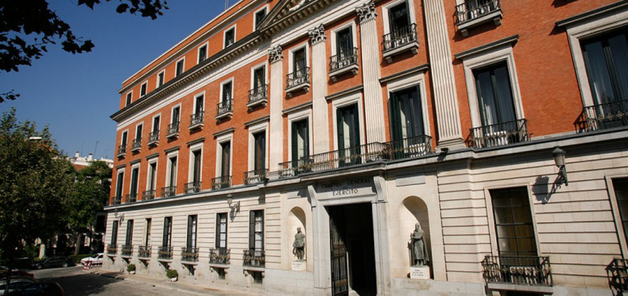 Fachada norte del Palacio de Buenavista, sede del Estado Mayor del Ejército