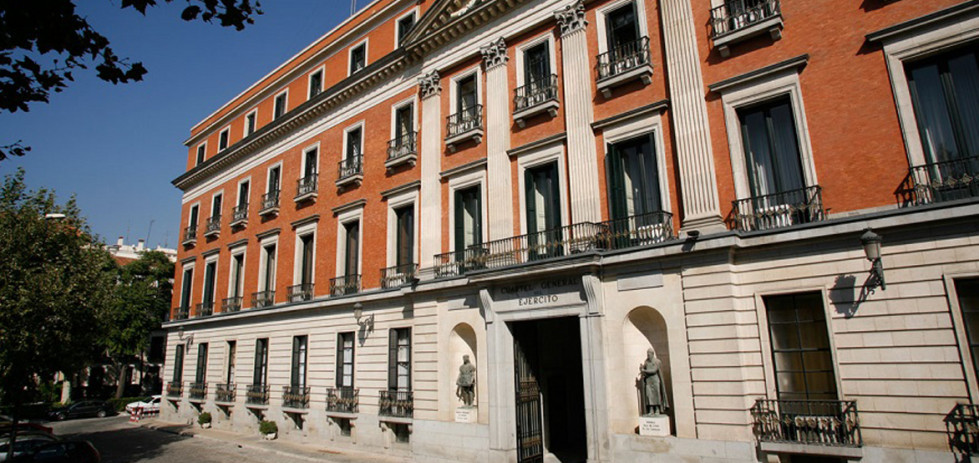 Fachada norte del Palacio de Buenavista, sede del Estado Mayor del Ejército