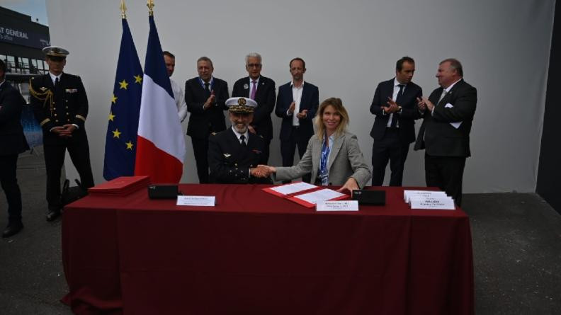 La Agencia Francesa de Armamento suscribe 5 convenios para apoyar la producción de demostradores MALE
