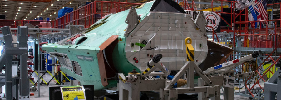 Fuselaje central de un F 35 en una planta de montaje. Foto. Rheinmetall