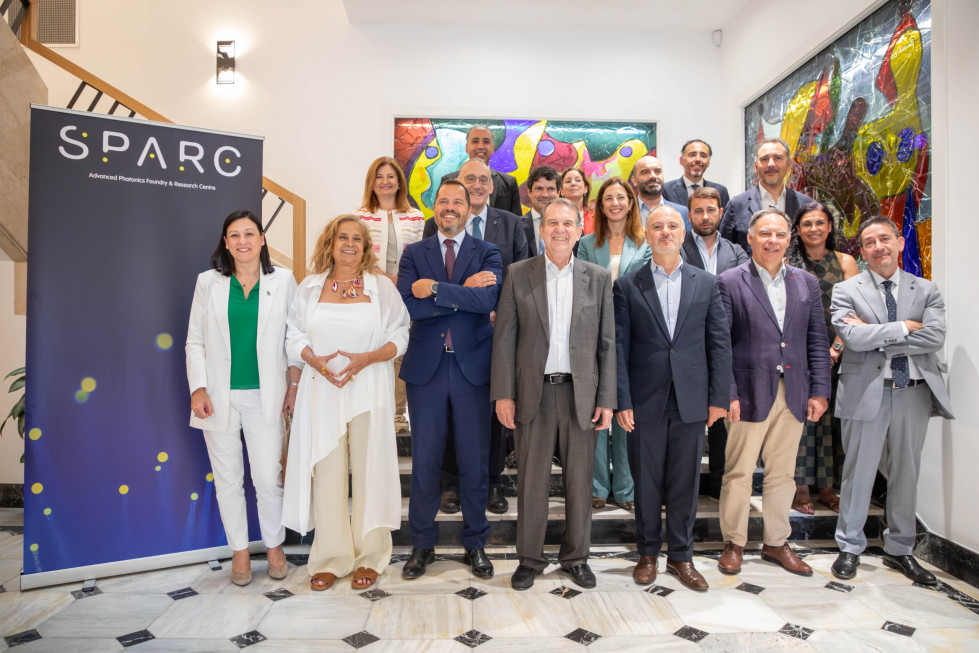 Firma del acuerdo de inversión Sparc