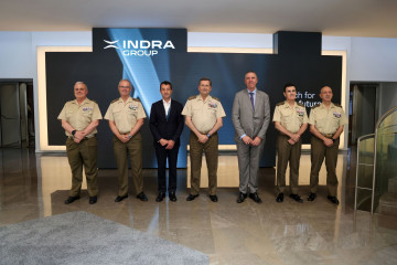 Visita del JEME a Indra I