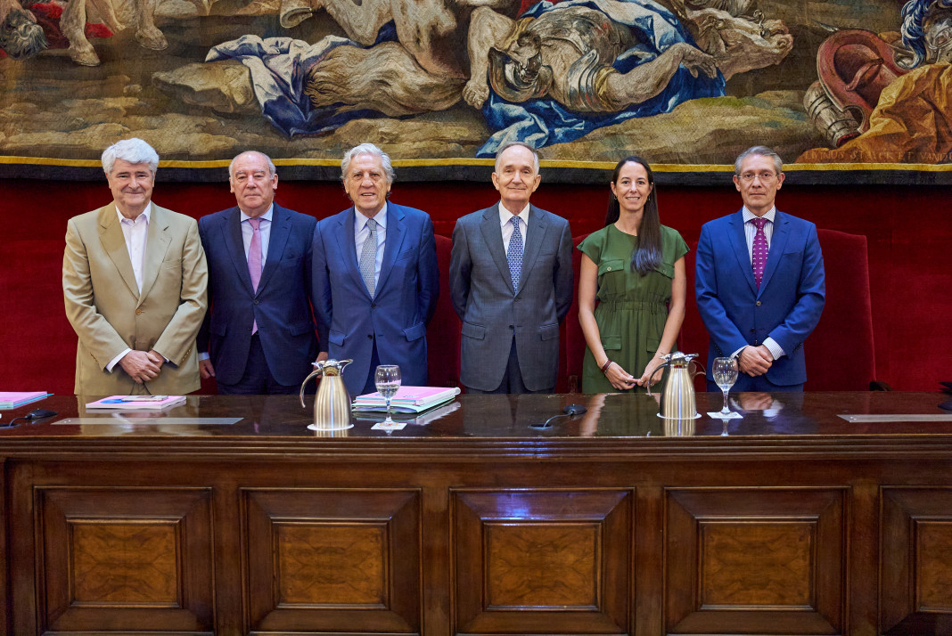 Presentación del informe sobre gasto en defensa de la Fundación Alternativas en el Ceseden