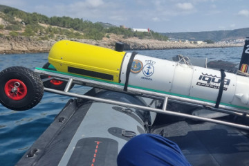 Dron submarino Sparus II IQUA en un ejercicio con la Armada
