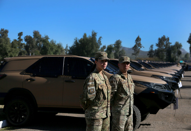 El Ejército de Chile presenta sus nuevos SUV blindados Copper 2.8 TDI 4x4 Firma Ministerio de Defensa Nacional de Chile 015