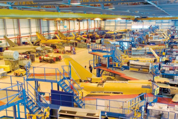 Línea de montaje final de aviones Eurofighter en Warton, Lancashire, Inglaterra. Foto. BAE Systems